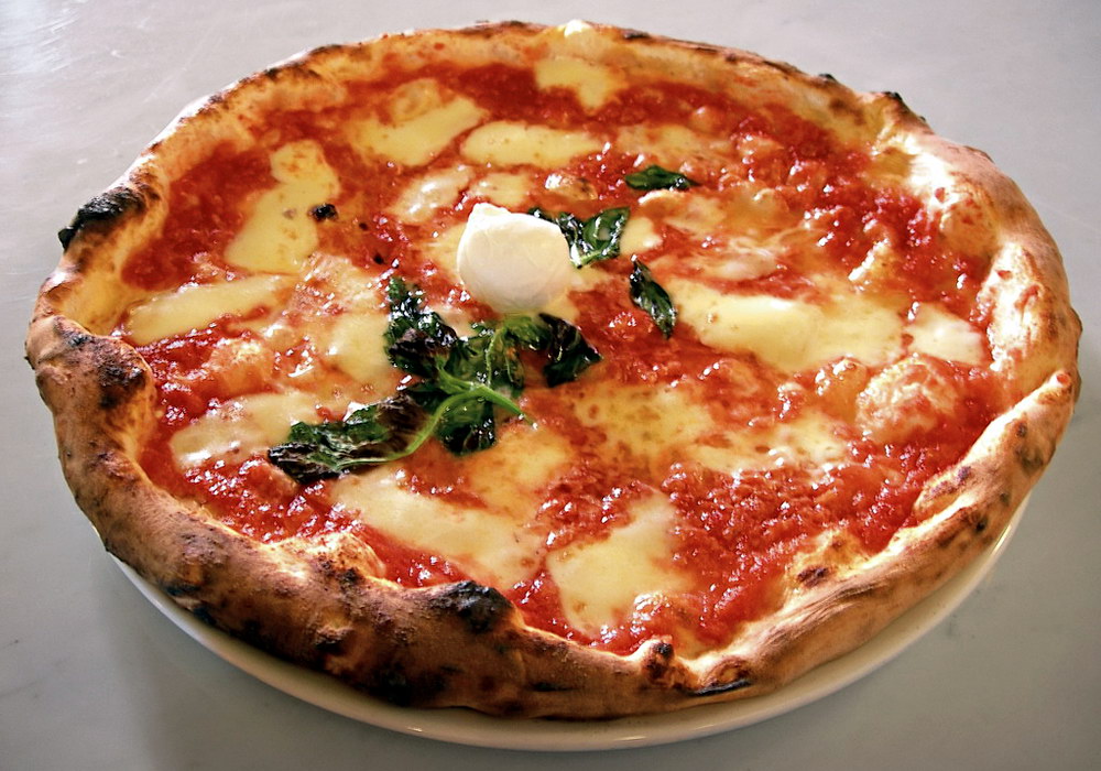 неаполітанська піца